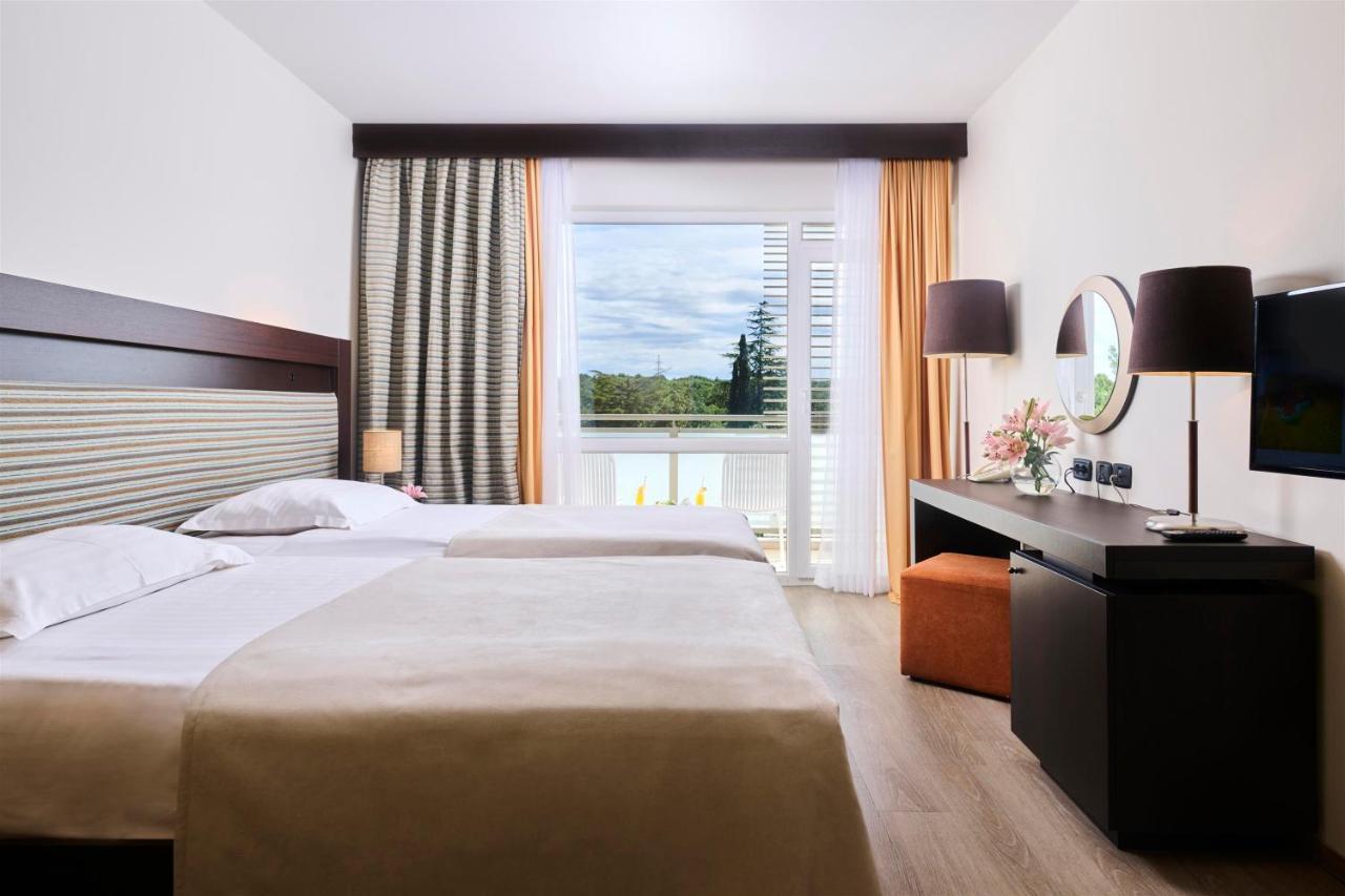 Hotel Garden Istra Plava Laguna Умаг Екстер'єр фото