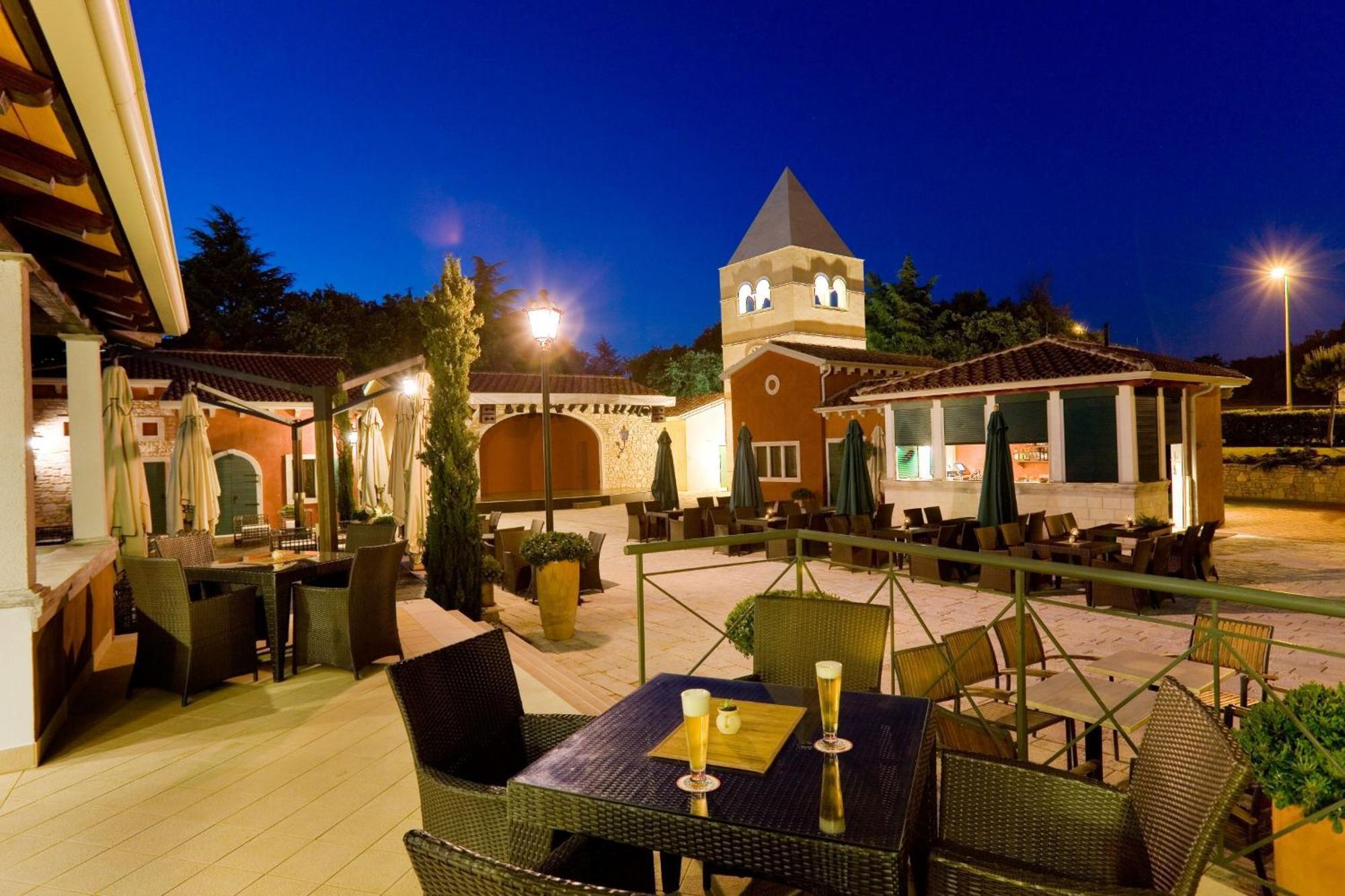 Hotel Garden Istra Plava Laguna Умаг Ресторан фото