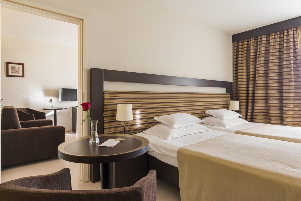Hotel Garden Istra Plava Laguna Умаг Екстер'єр фото
